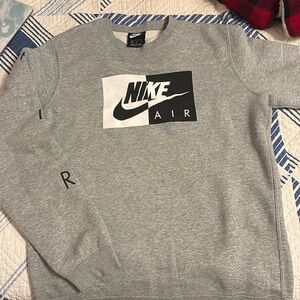 Nike crewneck sweatshirt